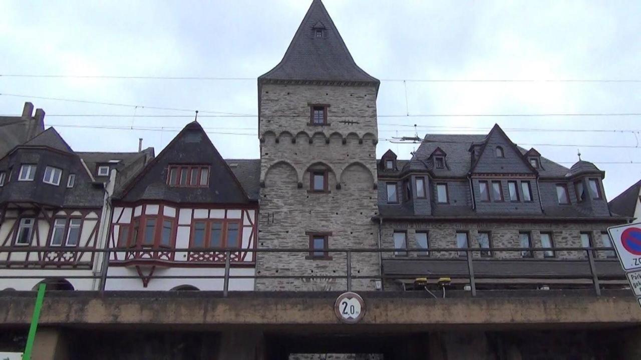 באכאראך Kranenturm Hotel מראה חיצוני תמונה
